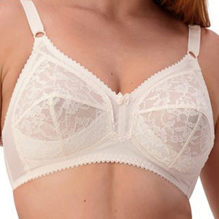 Triumph Posie Firm Support Wire-Free Bra