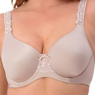 Triumph Lace Front Lightly Padded Moulded Underwired Bra