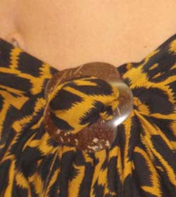 Coconut Shell Sarong Buckle