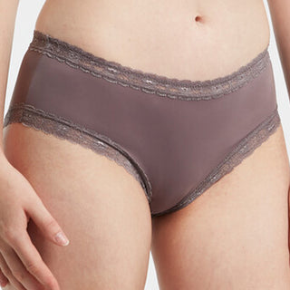 Caprice Gemma Brief